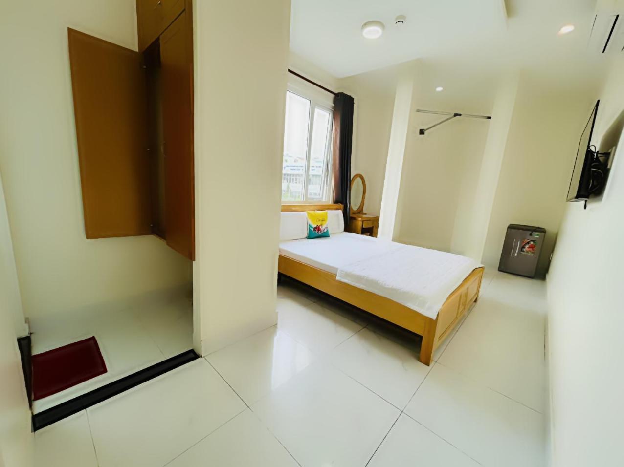 Ngoi Sao Nho Hotel Ho Şi Min Exterior foto